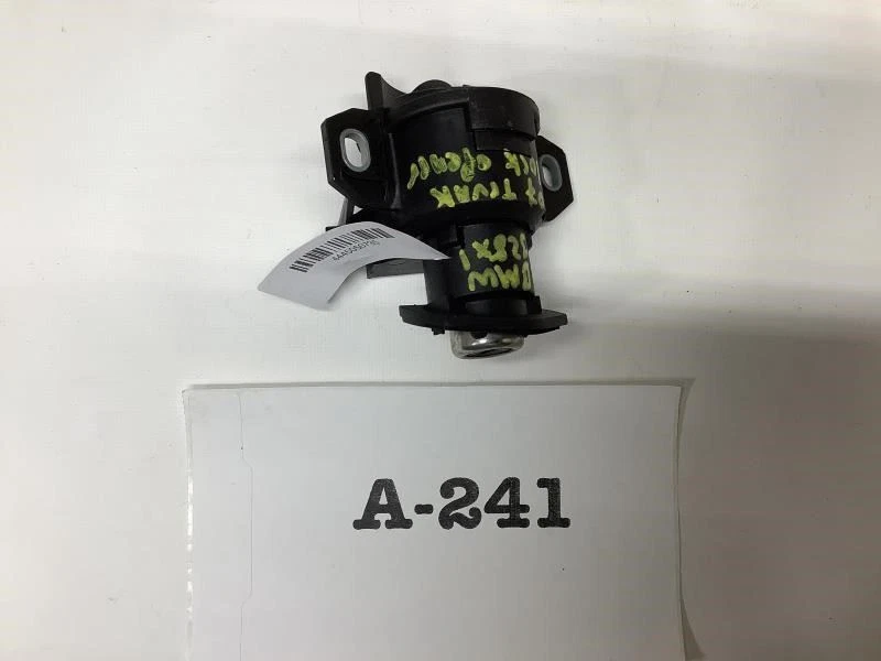 BMW 328XI 2007 sedán tapa maletero llave bloqueo cilindro  Foto 4 de 4