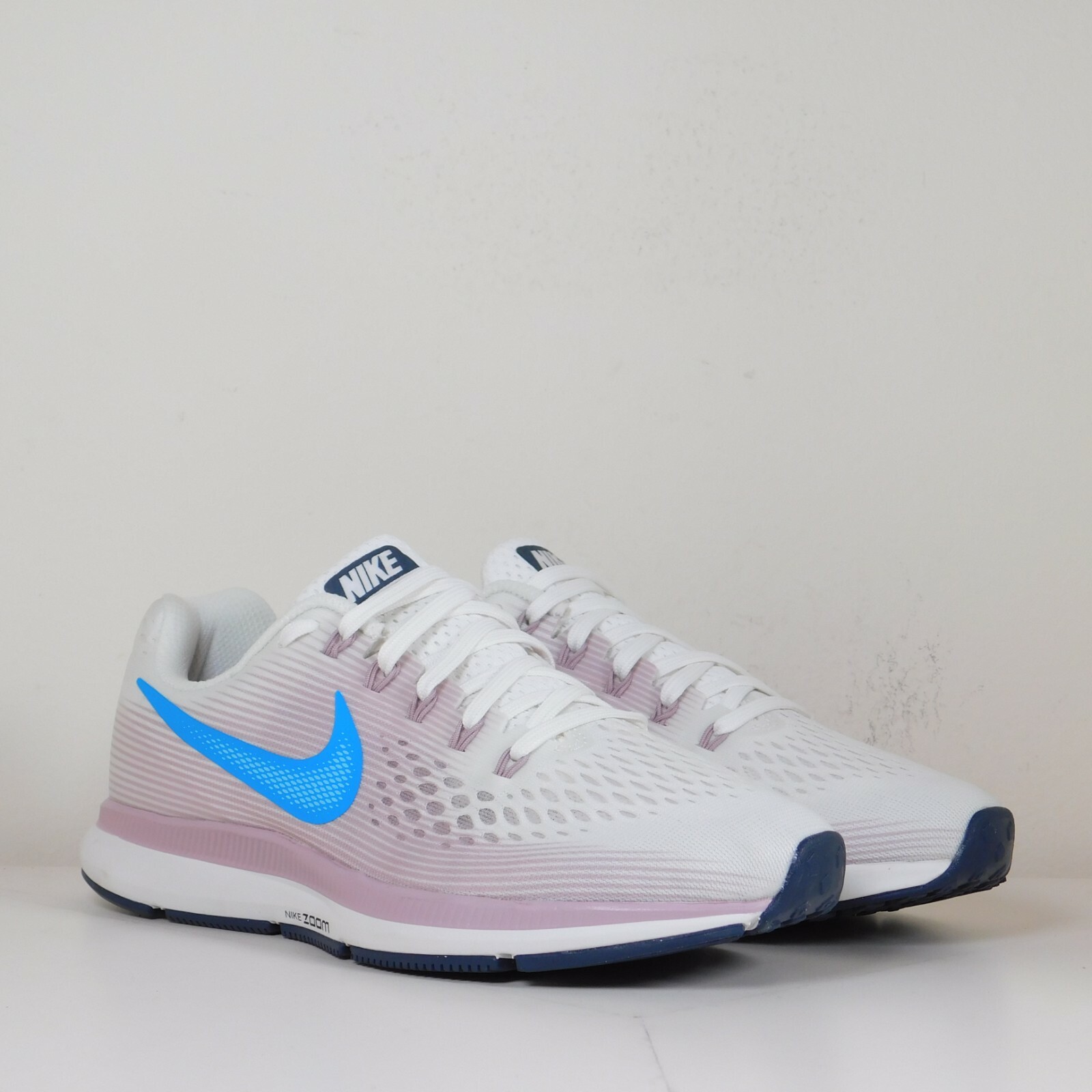 nike womens air zoom pegasus 34 low top lace up running sneaker