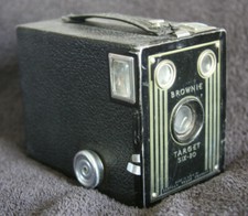 Vintage Brownie Target six-20 Box Camera Made In USA By Eastman Kodak Company