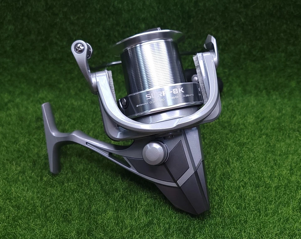 Carrete de pesca de agua salada giratorio Okuma SURF 8K 4,7:1 izquierda/derecha - SURF-8K Foto 3 de 4