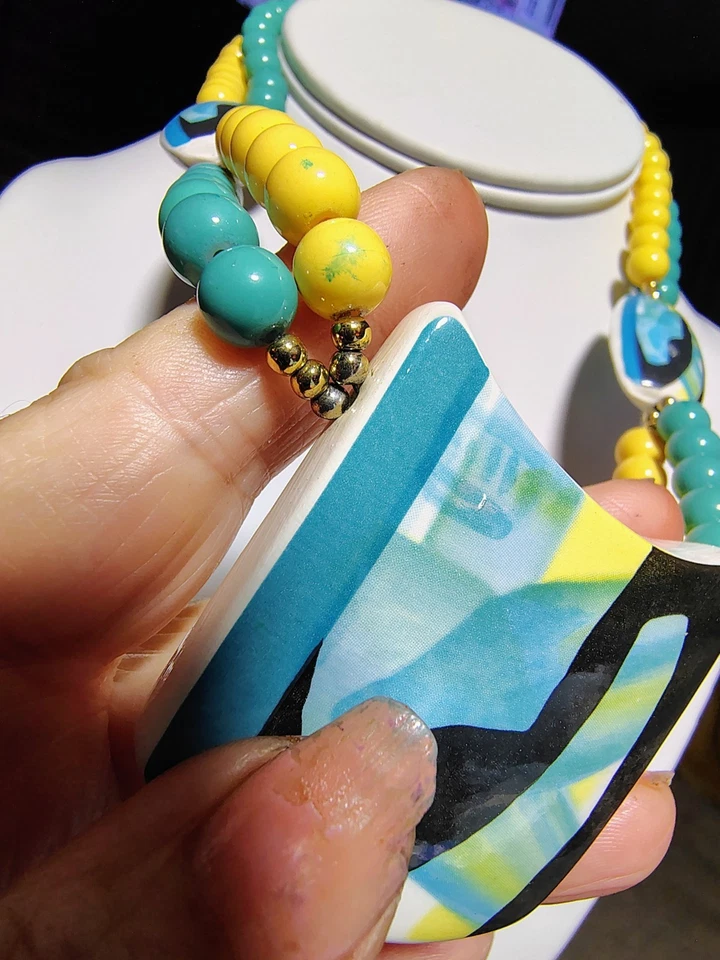 Audaz Arte Abstracto Colgante Collar Amarillo Turquesa Cuentas Moderno Declaración 18" Foto 4 de 4