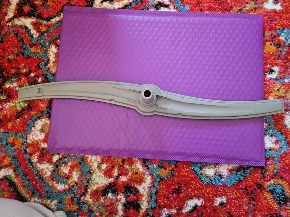 00744883, 3279185, 744883 GENUINO OEM Bosch Lavavajillas Inferior Brazo ----(B72) Foto 3 de 4