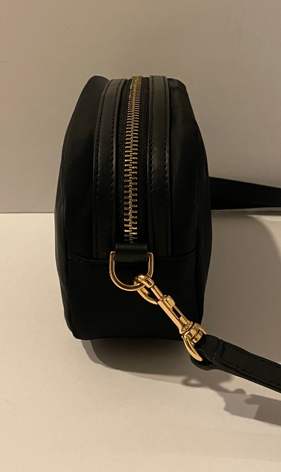 Tory Burch Black Nylon Crossbody Camera Bag with Leat… Gem