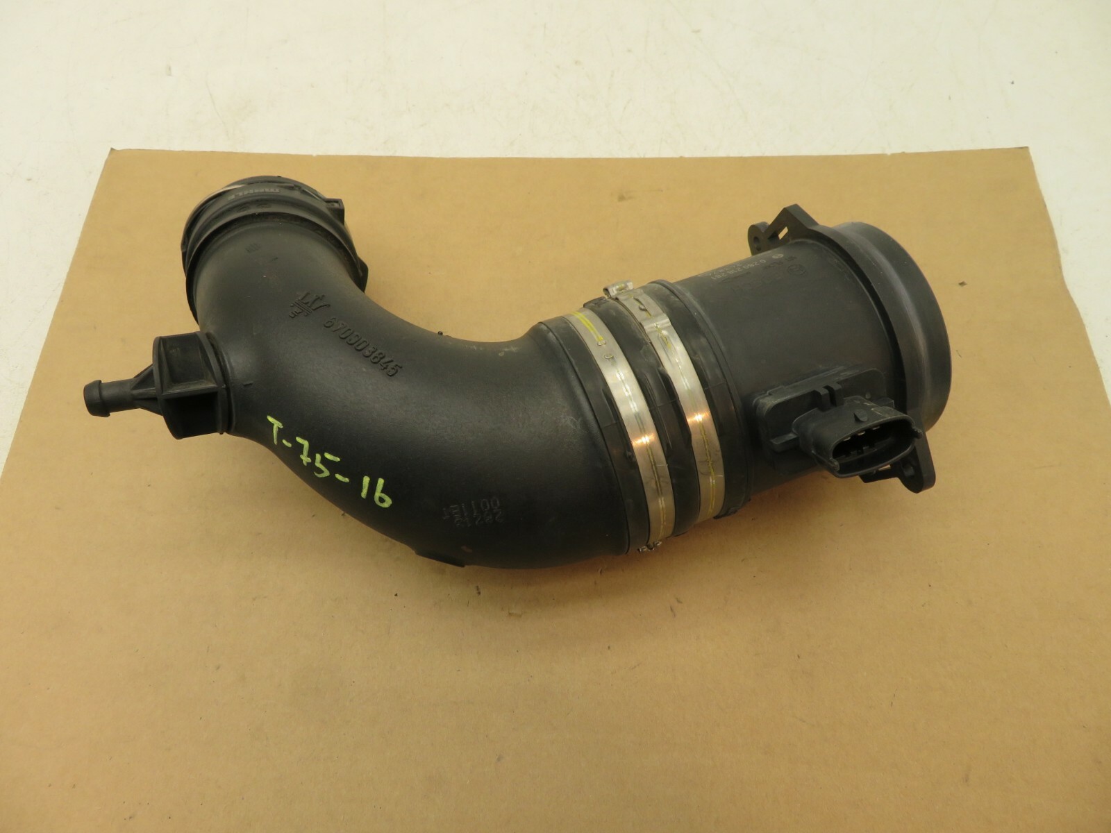 2014-2017 MASERATI GHIBLI PASSENGER SIDE FILTER BOX TUBE HOSE W/ SENSOR OEM
