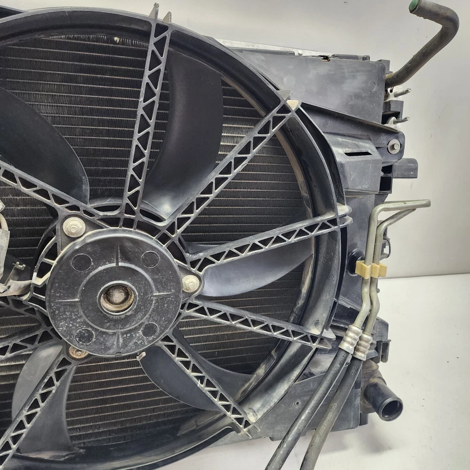 Ford Crown Victoria 2006-2011 ventilador radiador condensador enfriador de aceite conjunto fabricante original Foto 4 de 4