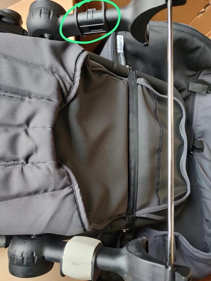 Bugaboo Cameleon3 Plus Complete Pushchair-Aluminium/Black, 1 Lock Missing (Used) - Image 3 of 4