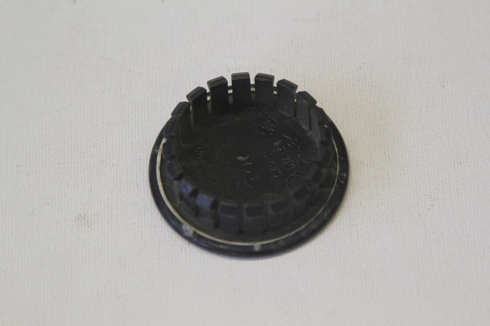 Pontiac Grand Prix Grand Am Montana Vibe Bonneville 1999-2006 tapa central 9593169 Foto 2 de 2