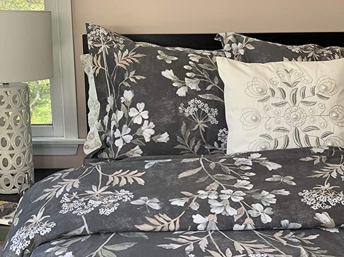 TAHARI Duvet Cover Set Vintage Botanical Floral with Butterflies and Wildflowers-image