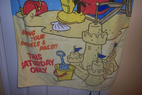 RARE MICKEY MOUSE 1st ANNUAL VENICE BEACH SAND CASTLE CONTEST 30X60 BEACH TOWLE - Picture 3 of 12