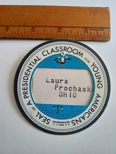 OHIO EDUCATION BADGE PIN PRESIDENTIAL CLASSROOM FOR YOUNG AMERICANS L PROCHASKA