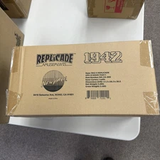 1942 x Replicade - New Wave Toys - New - 1/6 Scaled Arcade Machine