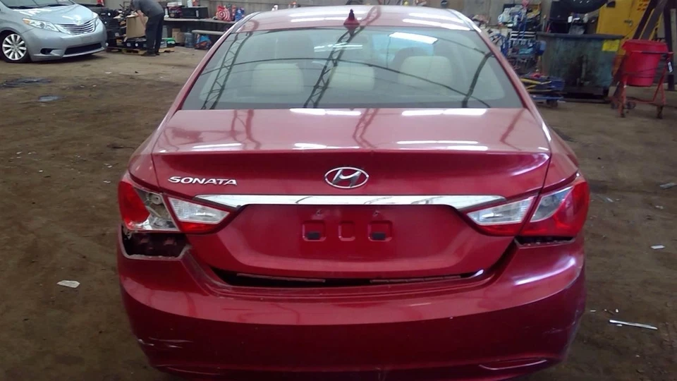 Pinza de pasajero delantera VIN 7 octavo dígito ruedas de 16" para 11-15 OPTIMA 6702857 Foto 2 de 4