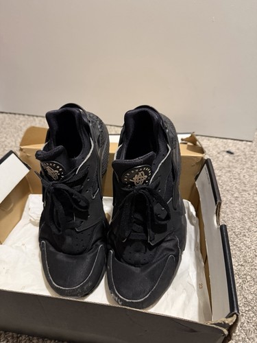Nike Air Huarache "Triple Black"