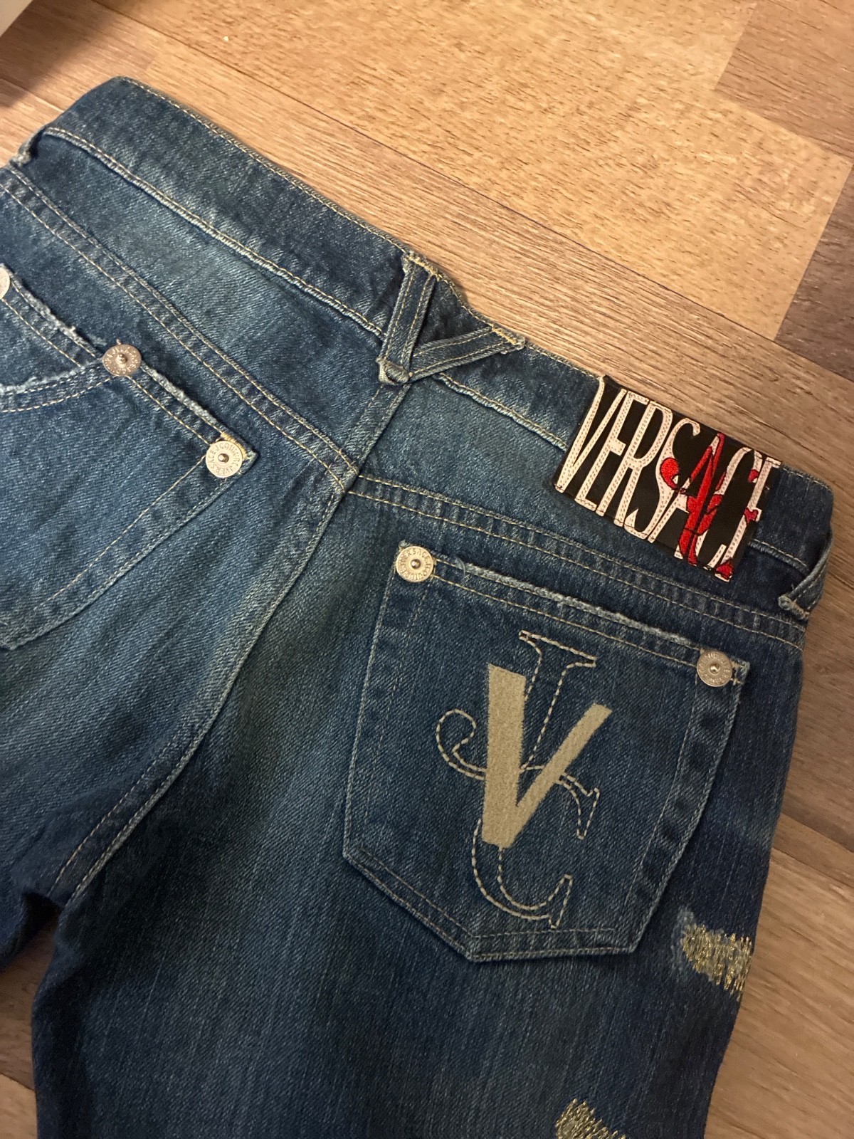 Versace jeans  thumbnail 4