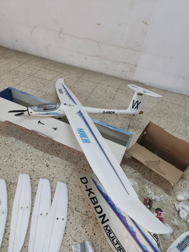 avión rc modelo Heron de multiplex  - Imagen 3 de 4