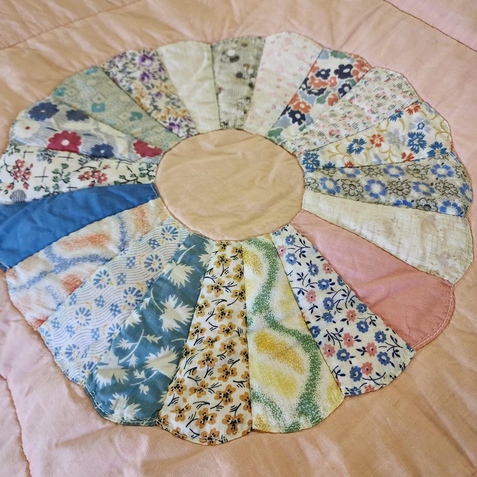 Edredón vintage Dresden Plate rosa floral hecho a mano retazos años 30 años 40 doble completo Foto 4 de 4