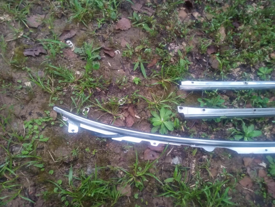 Lote de 3 molduras cromadas para Nissan 1986-1997 carrocería dura d21 OEM raras Foto 4 de 4