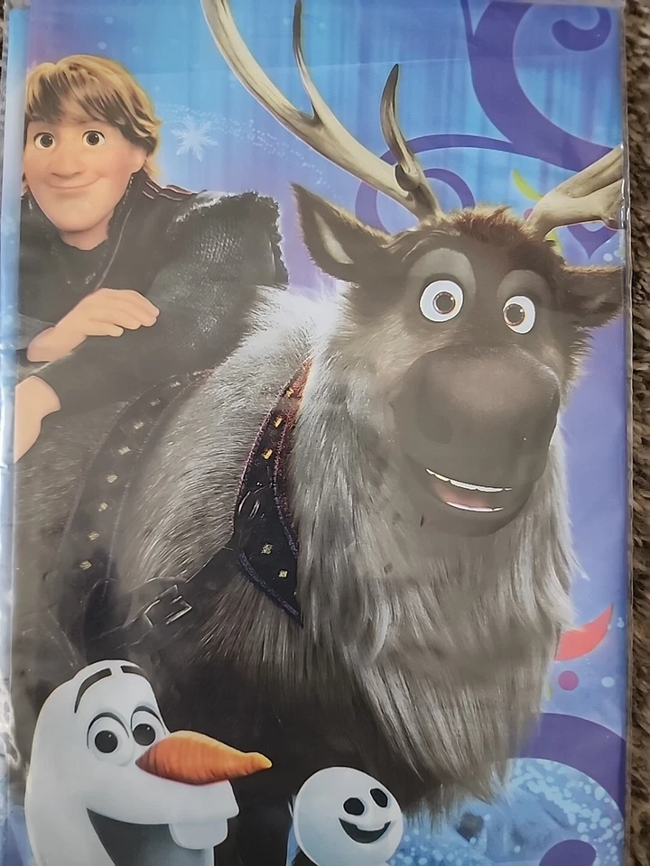 Frozen Magic Plastic Table Cover 54" x 96" in, (36 sq ft) Bday Party Fun, Amscan - Изображение 2 из 4