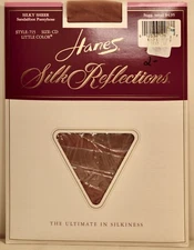 Hanes Silk Reflections Sandalfoot Pantyhose 715 Little Color Size CD NIP