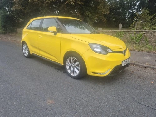 2015 MG3 Form Plus Sport VTI-TECH 3 Door Yellow 70,000 Miles DIRECT LIQUIDATOR - Picture 1 of 16