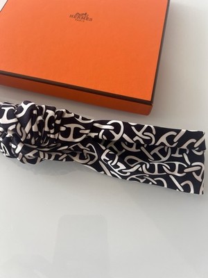 Hermès Naoussa Gabi Headband NEW White Black Print Hermès Naoussa Gabi Headband White Black Print New | eBay main image 2