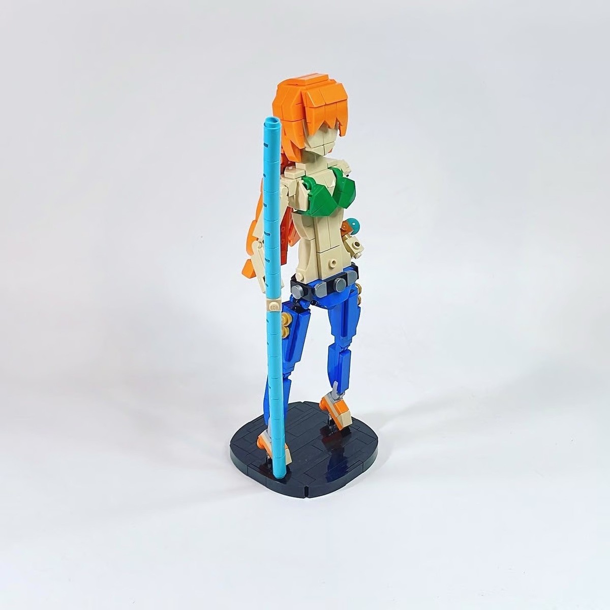 LEGO One Piece Nami MOC 358pcs (Not LEGO brand! Read description