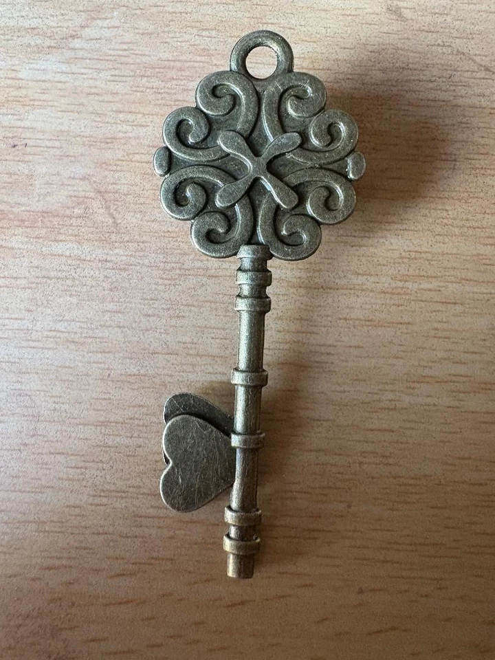 Ocean Waves Beach Star Pendant Key Chain Charm Oilie Oily Sticker Liquid Crystal - Image 3 of 3