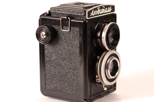 Cámara de formato medio 6x6 rara de principios de 1953 LUBITEL reparada CLA USSR TLR Lomo, caja - Imagen 4 de 9