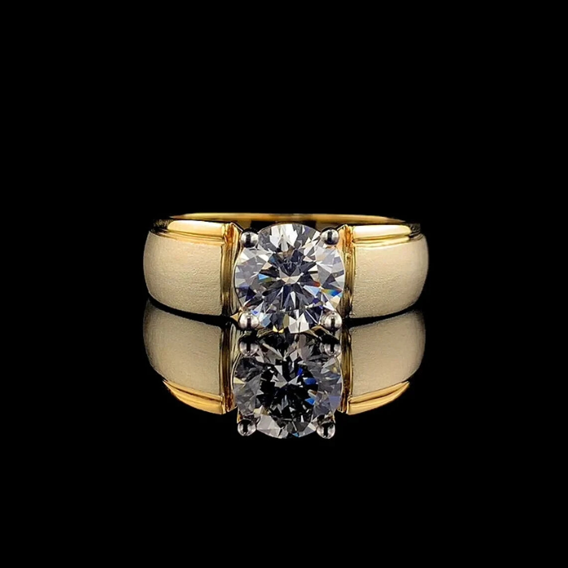 2Ct Round Moissanite Solitaire Men's Wedding Band in 14K Yellow Gold