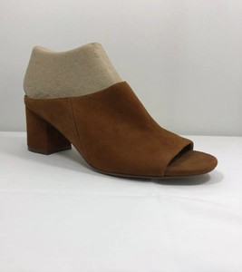 naturalizer cyprine mule