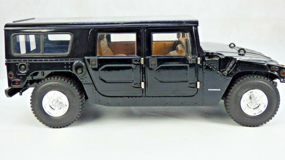 EXOTO HUMMER H1 ALPHA LONG CAB BLACK THE FAN OFF ROAD TOY EXOTO HUMMER H1 ALPHA LONG CAB BLACK THE FAN OFF ROAD TOY