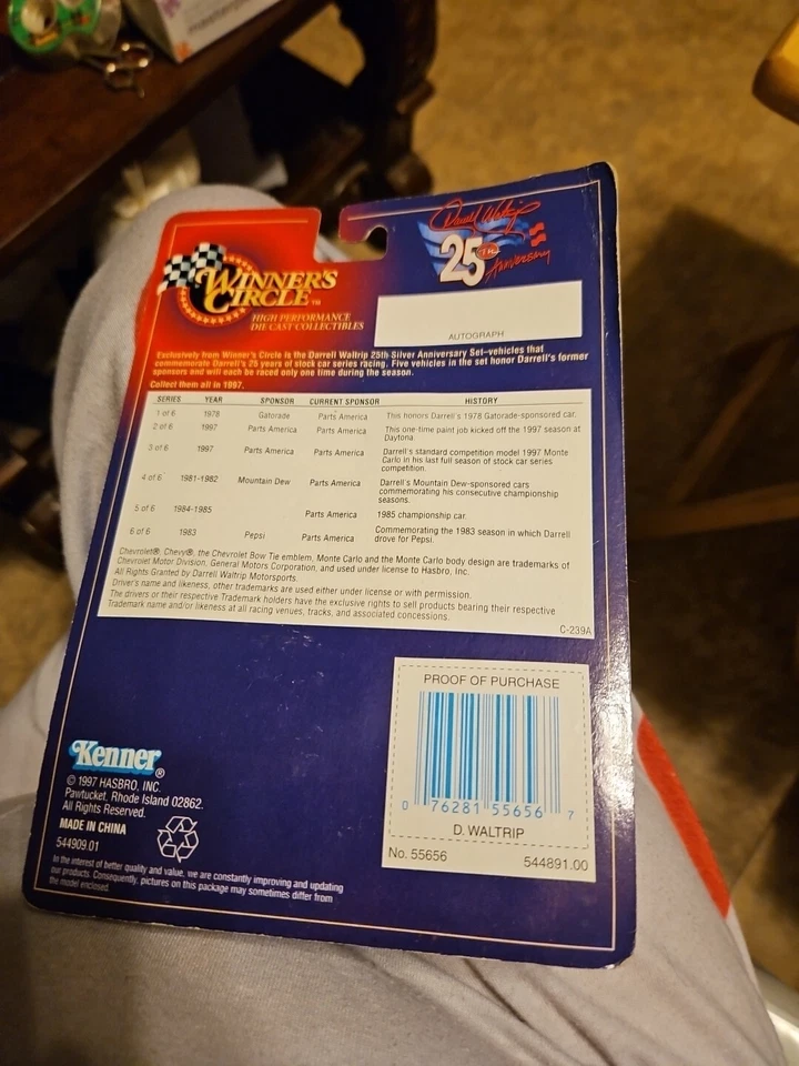 Winner's Circle #17 1997 Darrell Waltrip 2 de 6 piezas America Chrome Car. Foto 2 de 2