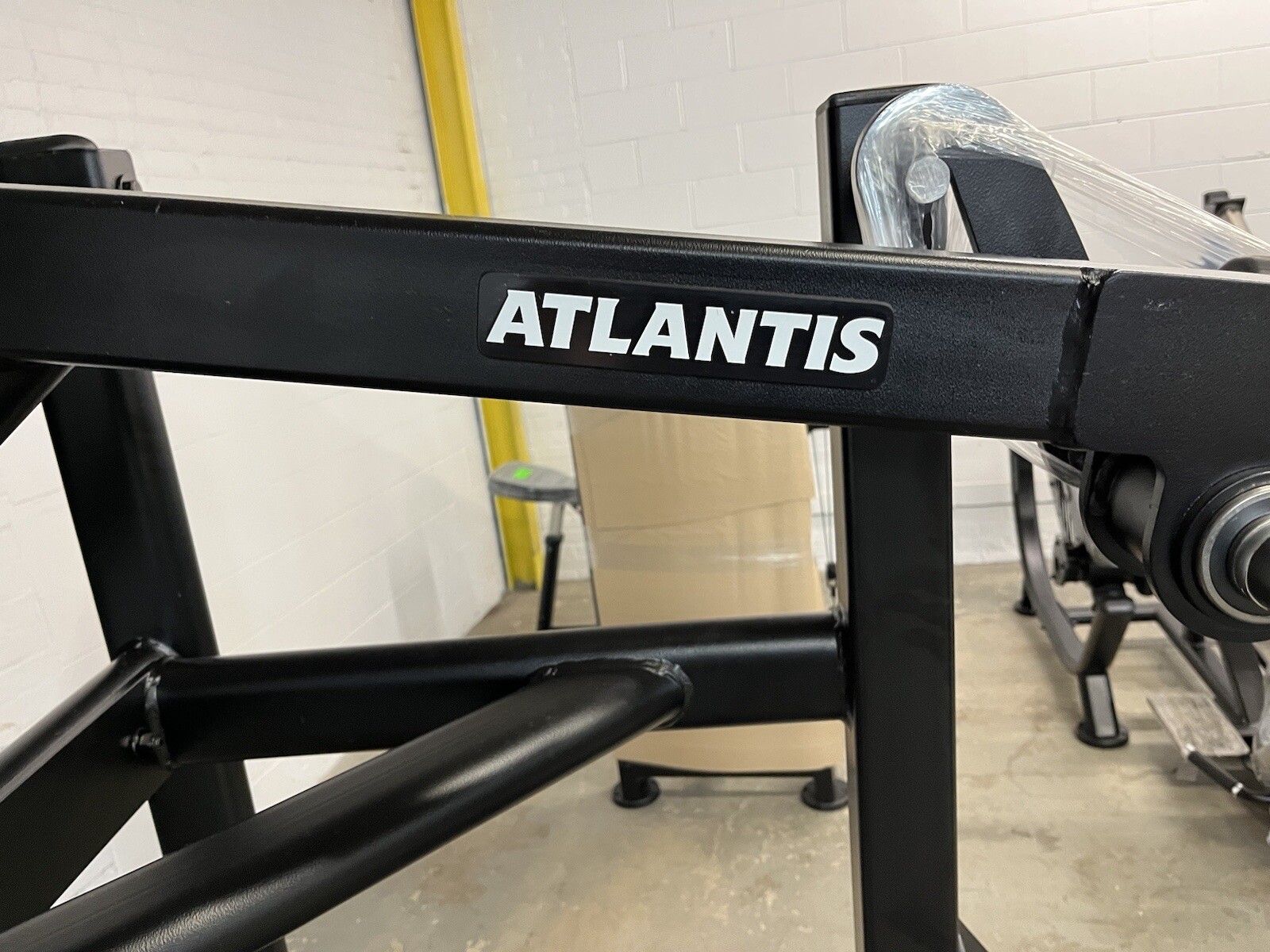 Atlantis Pendulum Squat New! eBay