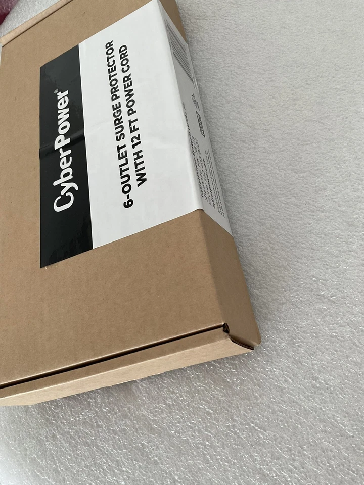 CYBERPOWER 6-OUTLET SURGE PROTECTOR WITH 12FT POWER CORD MODEL CSB6012 sealed - Image 3 of 3