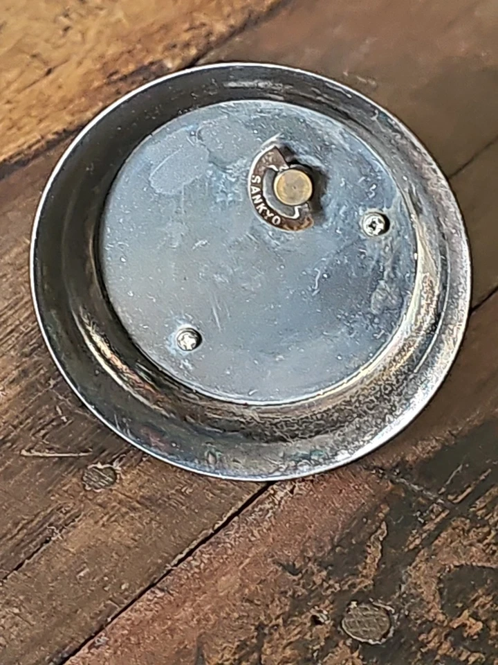 Kirk Stieff 1988 musical plateado campana adorno de Navidad 3" funciona bien.  Foto 4 de 4