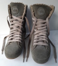 FITFLOP POLAR SNEAKER SIZE 6/39 KHAKI SUEDE/SHEARLING WARM BOOTS BARELY WORN