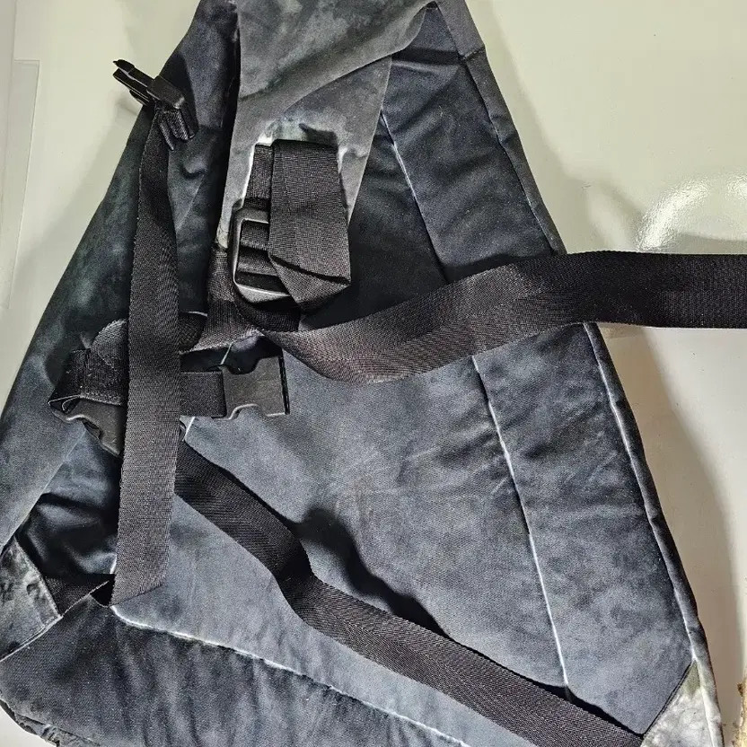 Supreme Stone Island Sling Bag, Heavily Used, Unique Design thumbnail 5