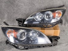 Mazda 3 Speed BK BK5P 03-07 Front Head Lights Lamps XENON HID Lights Lamp 1 PAIR
