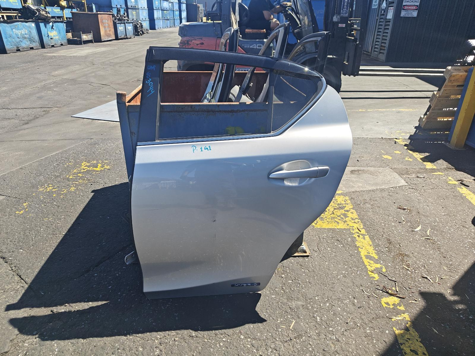 Lexus CT200h Left Rear Door Lock Mechanism ZWA10 12/2010-2020 - thumbnail 2