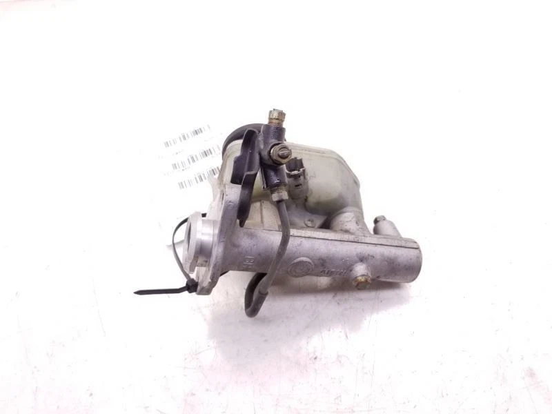 95-00 丰田 CAMRY 2.2L FWD Brake Master CYLINDER ASSEMBLY  — 第 4/4 张图片