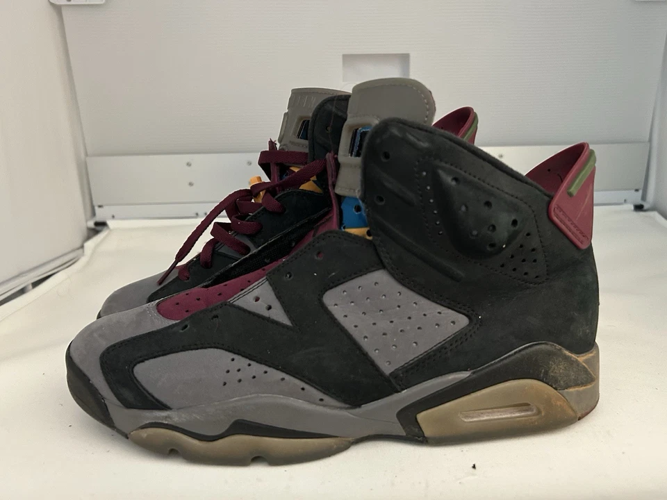 Talla 9.5 - Jordan 6 Burdeos Foto 3 de 4