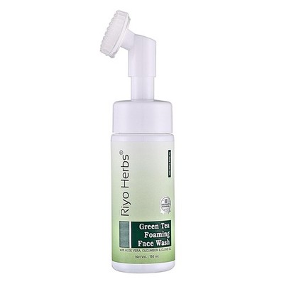 Riyo Herbs Green Tea Foaming Face Wash For All Skin Types 150ml
