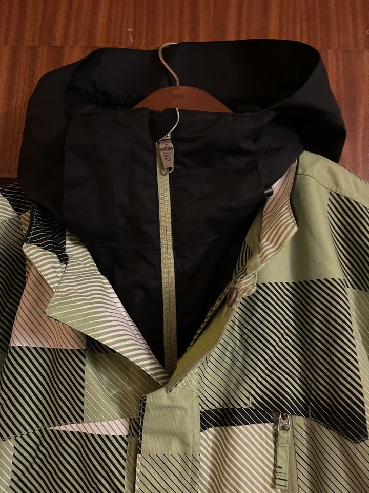 Ripkurl Skijacke Snowboard Herren Jacke mit Kapuze Gr. XL ( 52-54) grün TOP - Bild 2 von 4