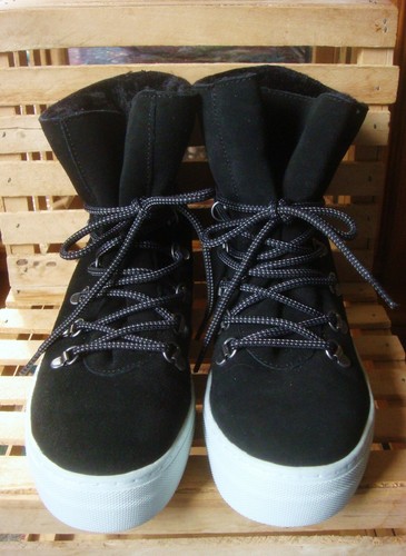NWOB~ SKECHERS STREET~ BLACK SUEDE FAUX FUR LINED HI-TOP ANKLE BOOTS ~ SIZE 8M - Picture 4 of 9