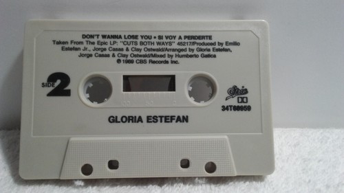 Gloria Estefan - Don't Wanna Lose You / Si Voy A Perderte (Cass Single) - Picture 3 of 5