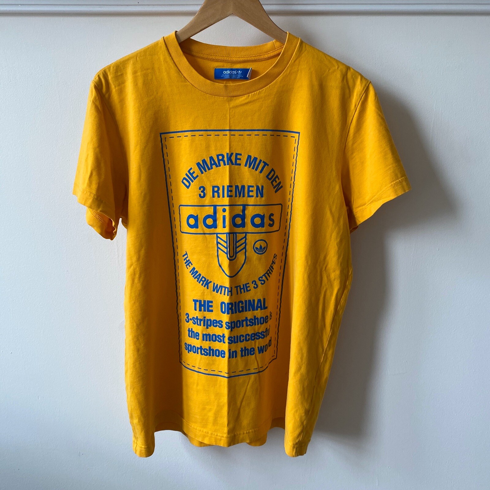 adidas 3 streifen the brand die marke mit den with the 3 stripes