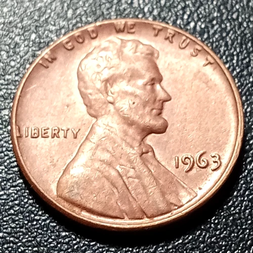 1963 Lincoln Wheat Penny, No Mint Mark. One Cent Coin. Good Condition Rare