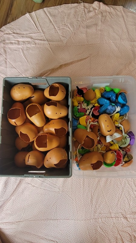 Mr. & Mrs. Potato Head Lot Heads and Accesories