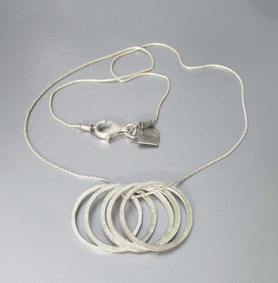 Retired Silpada Textured Sterling Silver 5 Ring Circle Charm Necklace N1534 - Image 4 of 4
