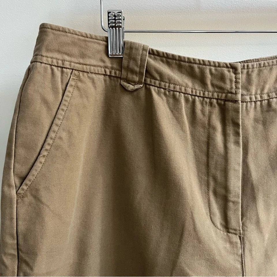 Basic Editions Women's Cotton Khaki Cargo Pocket High Rise Bermuda Shorts 16 - Image 3 of 4